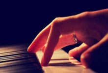 东升国际官网：布里斯班狮吼队抵新 将与本地全星队较量.